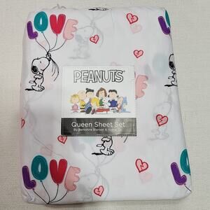 Peanuts snoopy Love Queen sheet set